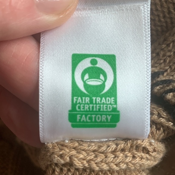 J Crew Cable Knit Tan Sweater with black contrast stitching trim size medium - Picture 10 of 12